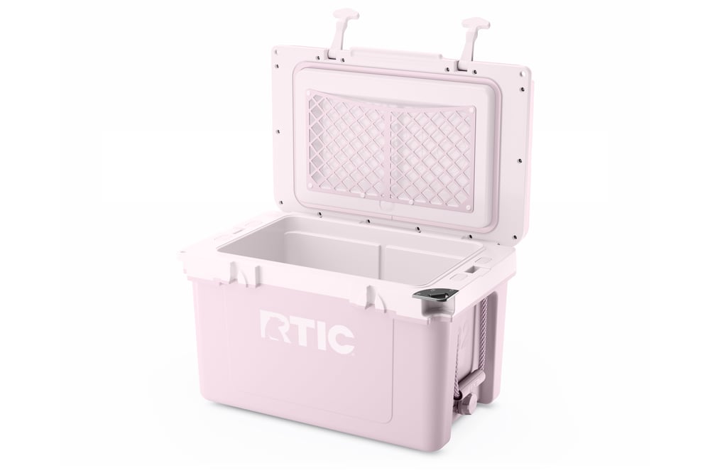 32 QT Ultra-Light Cooler Pale Pink - Image 3